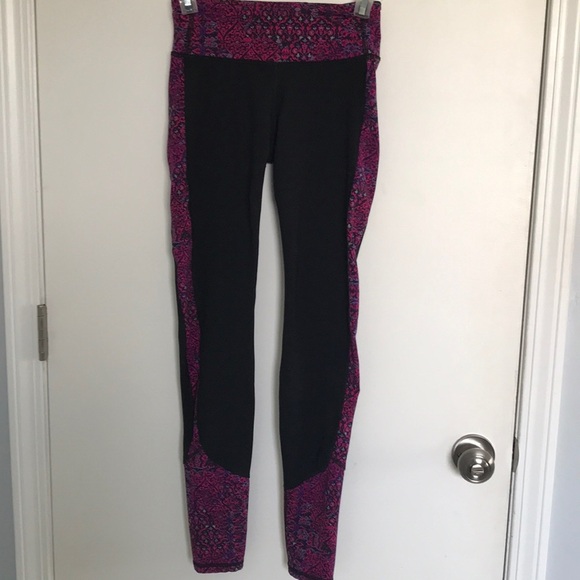 GAIAM Pants - XS Gaiam full length yoga pants never worn